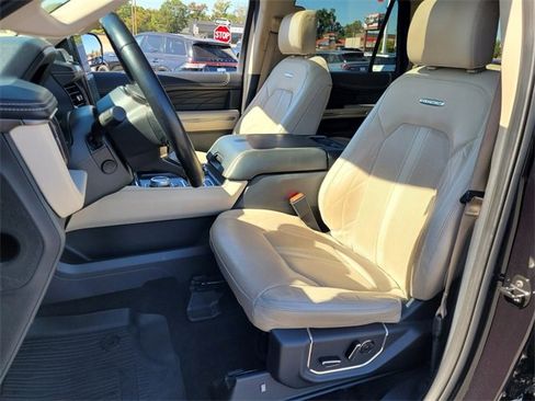 Used 2022 Ford Expedition Platinum image 8