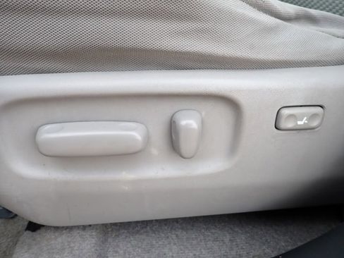 Used 2008 Toyota RAV4 Limited image 12