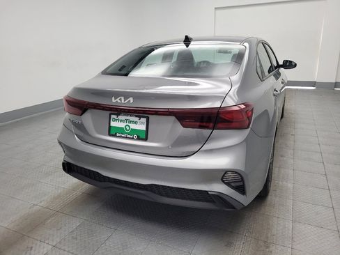 Used 2022 Kia Forte LXS image 7