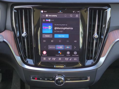 New 2026 Volvo V60 B5 Cross Country Plus w/ Protection Package Premier image 17