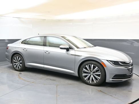 Used 2019 Volkswagen Arteon SE FWD image 7