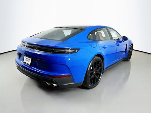 New 2026 Porsche Panamera image 9