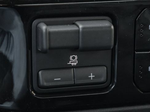 Used 2025 Chevrolet Silverado 1500 LT image 22