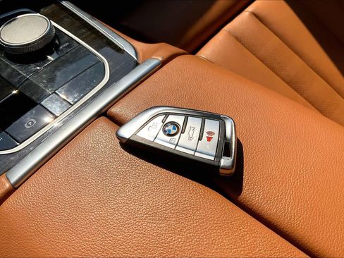 Used 2019 BMW X5 xDrive40i w/ Convenience Package AWD/4WD image 15