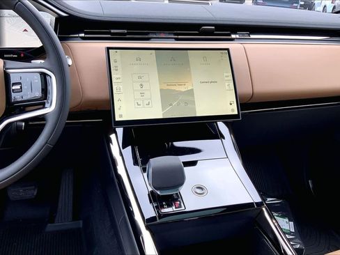 New 2026 Land Rover Range Rover Sport SE AWD/4WD image 8