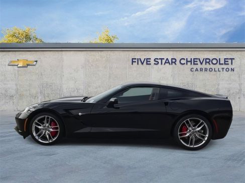 Used 2019 Chevrolet Corvette Stingray Coupe w/ 2LT Preferred Equipment Group image 5