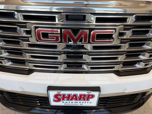 Used 2026 GMC Acadia Denali w/ Super Cruise Package AWD/4WD image 3