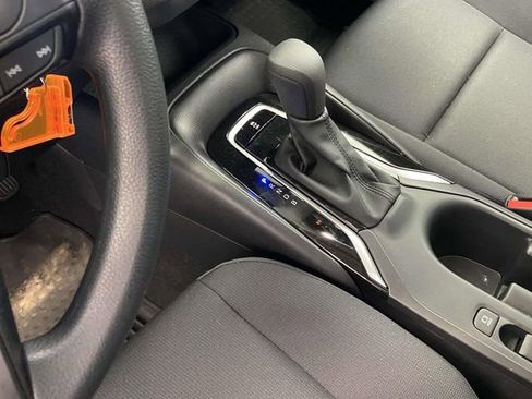 Used 2026 Toyota Corolla LE image 22