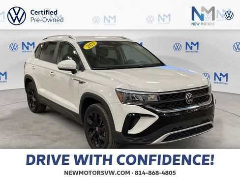 Used 2023 Volkswagen Taos SE w/ Black Wheel Package AWD/4WD image 7