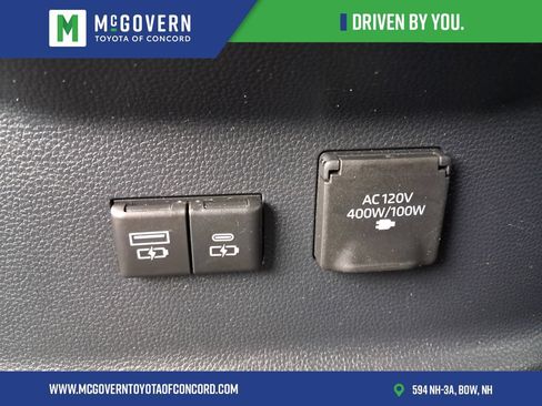 Used 2023 Toyota Tundra Platinum AWD/4WD image 39