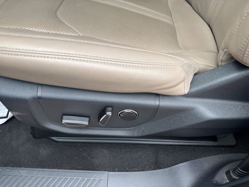 Used 2024 Ford Expedition Max Limited RWD image 27