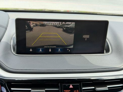 Certified 2024 Acura MDX FWD w/ Technology Package image 2