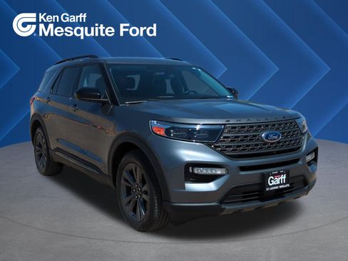 Used 2023 Ford Explorer XLT w/ Equipment Group 202A RWD image 1