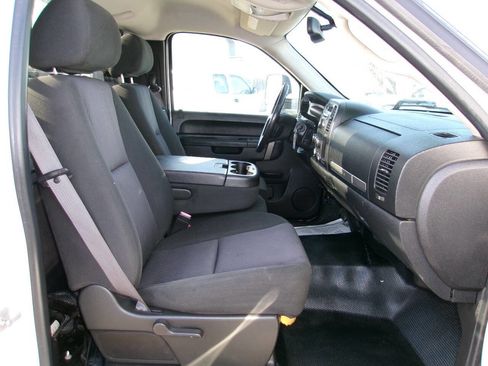 Used 2011 Chevrolet Silverado 3500 LT w/ Convenience Package image 10