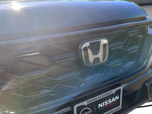 Used 2025 Honda CR-V Sport image 32
