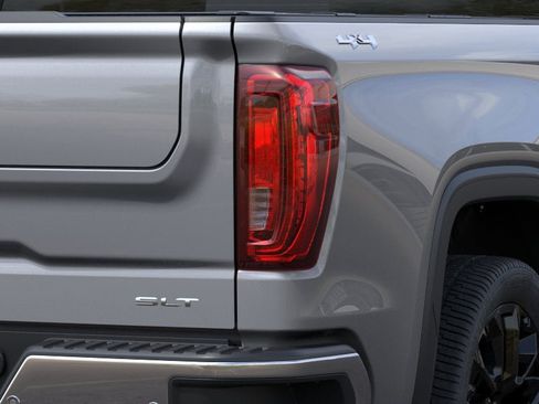 New 2026 GMC Sierra 1500 SLT AWD/4WD image 38