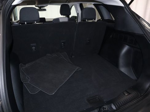 Certified 2022 Ford Escape SE w/ Cold Weather Package image 18