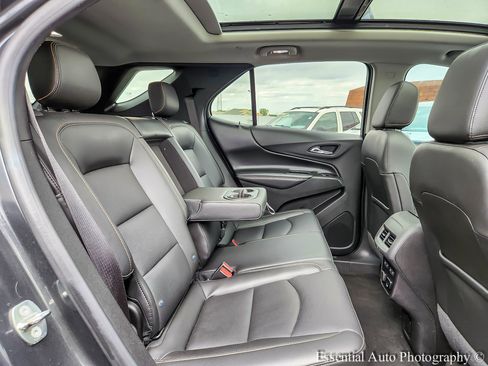 Used 2018 Chevrolet Equinox Premier FWD image 30