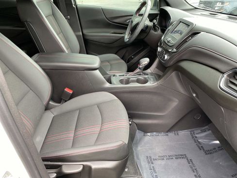 Used 2024 Chevrolet Equinox RS image 24