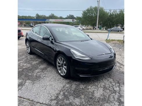 Used 2018 Tesla Model 3 Long Range image 2
