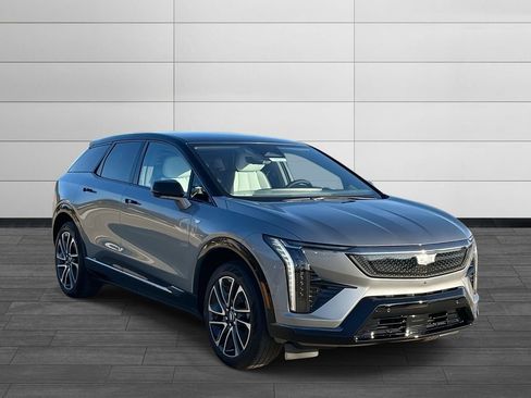 New 2026 Cadillac Optiq Sport 1 image 7
