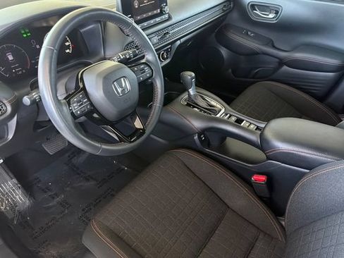 Used 2024 Honda HR-V Sport image 11