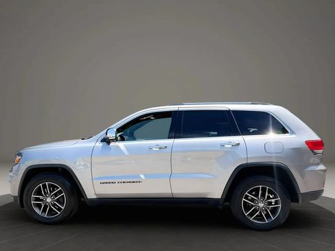 Used 2017 Jeep Grand Cherokee Limited w/ Luxury Group II AWD/4WD image 8