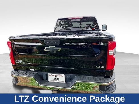Used 2022 Chevrolet Silverado 2500 LTZ w/ LTZ Plus Package AWD/4WD image 5