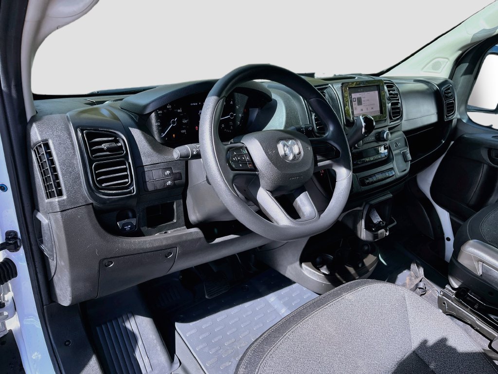 Used 2025 RAM ProMaster 2500 FWD image 9