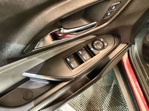 Used 2024 Chevrolet Trax ACTIV w/ Sunroof Package image 21