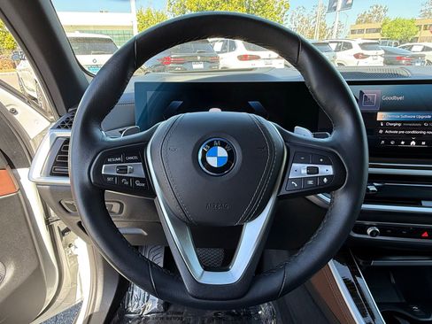 Used 2026 BMW X5 xDrive50e w/ Executive Package image 26