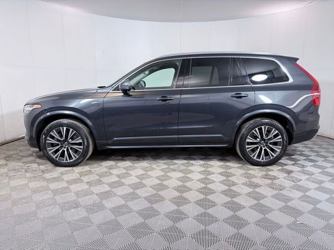 Used 2022 Volvo XC90 T5 Momentum w/ Climate Package AWD/4WD image 3