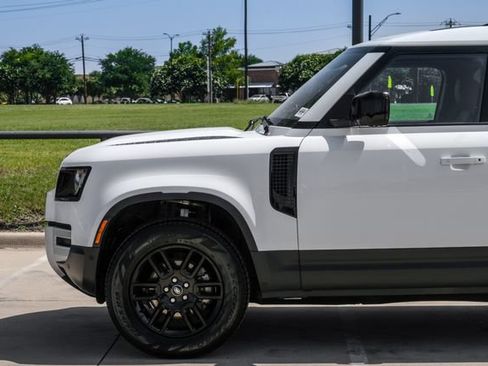 Used 2025 Land Rover Defender 110 S AWD/4WD image 13