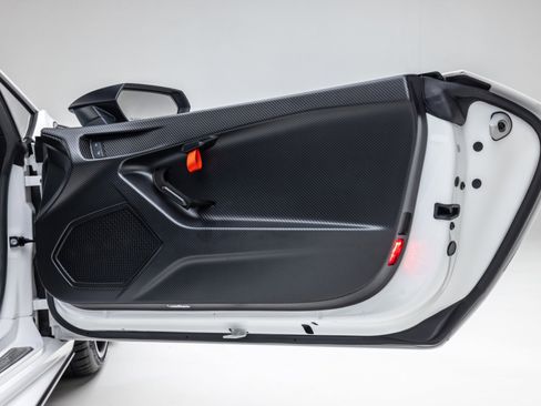 Used 2022 Lamborghini Huracan STO image 47