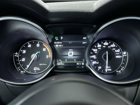 Used 2018 Alfa Romeo Stelvio Ti image 17