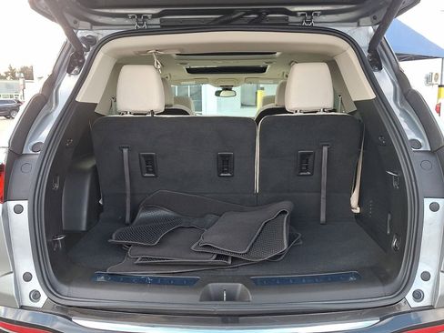 Used 2023 Buick Enclave Essence w/ Experience Buick Package image 26