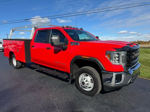 Used 2021 GMC Sierra 3500 4x4 Crew Cab w/ Convenience Package image 5