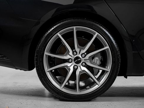 Used 2026 Genesis G70 2.5T RWD image 7