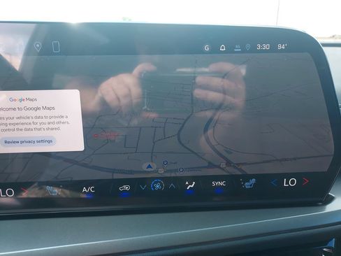 New 2026 Chevrolet Traverse LT w/ Driver Confidence Package FWD image 22
