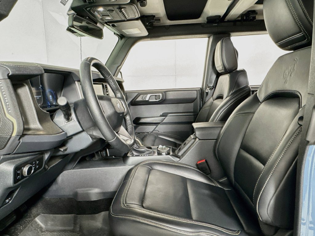 Used 2025 Ford Bronco Badlands AWD/4WD image 12