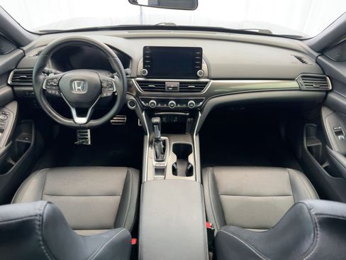 Used 2019 Honda Accord Sport image 16