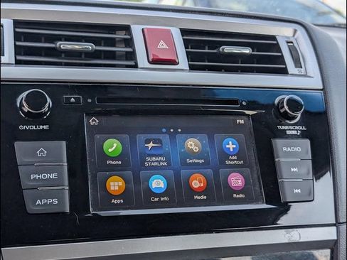 Used 2019 Subaru Outback 2.5i AWD/4WD image 14