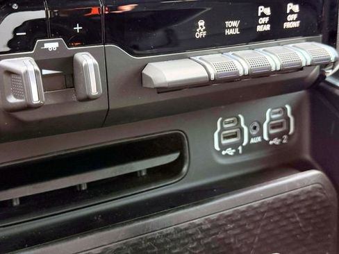Certified 2020 RAM 1500 Big Horn AWD/4WD image 29