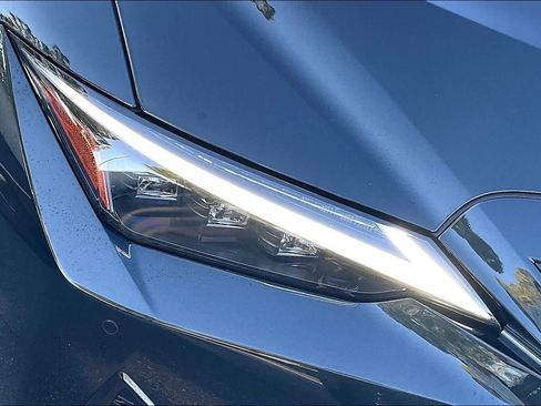 Used 2025 Lexus IS 350 F Sport image 30