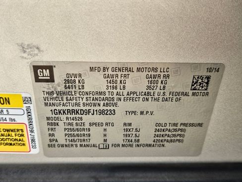 Used 2015 GMC Acadia SLT image 15