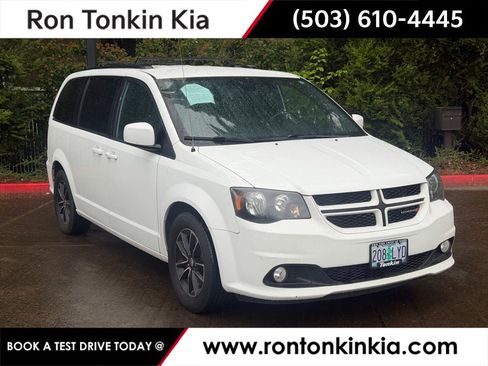 Used 2018 Dodge Grand Caravan GT image 1