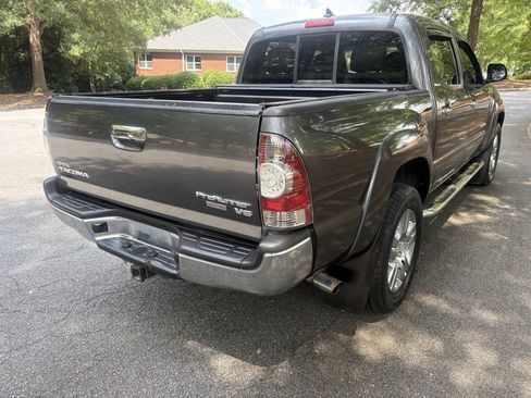 Used 2013 Toyota Tacoma PreRunner w/ Limited Pkg RWD image 4