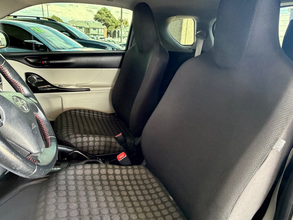 Used 2014 Scion iQ 10 Series FWD image 6
