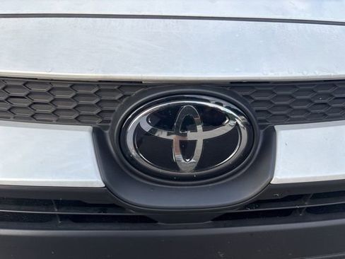 Used 2023 Toyota Corolla LE image 10