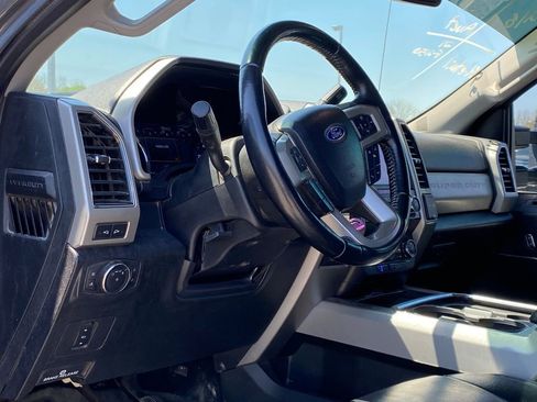 Used 2021 Ford F250 Lariat AWD/4WD image 7